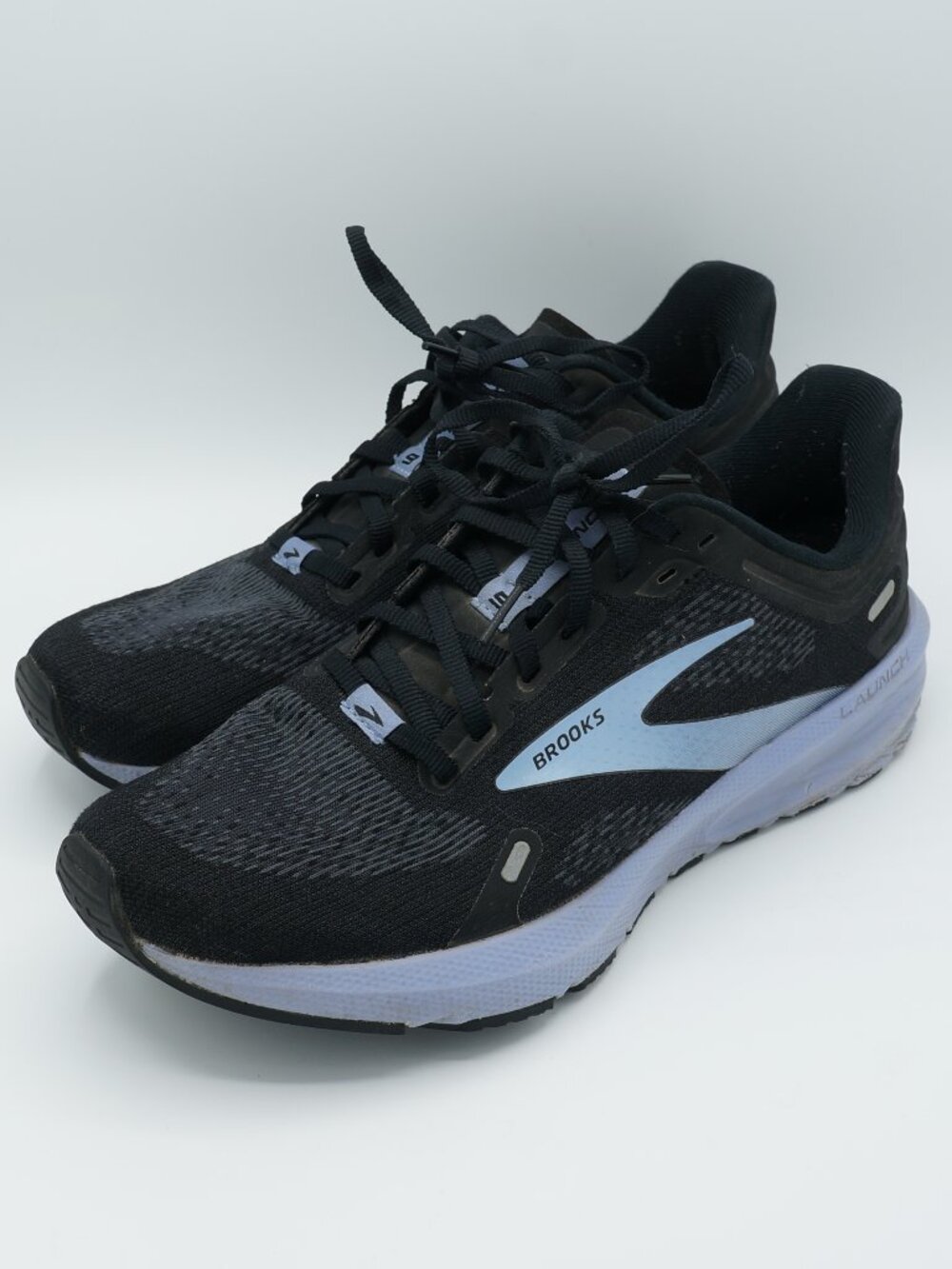 Brooks Launch 9 Black Light Blue Running Shoes Women's Size 8 Medium B
